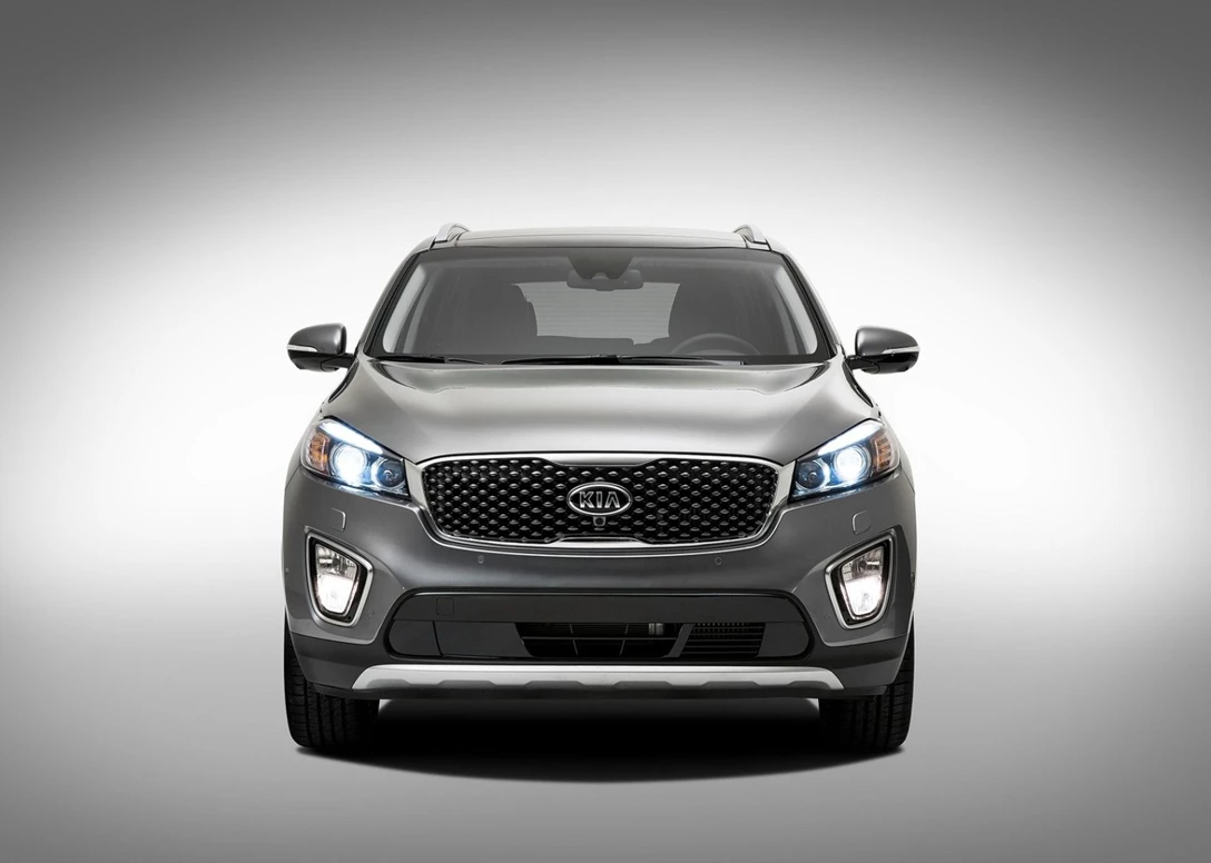 1645417-Kia-Sorento-2015-1600-0d.jpg
