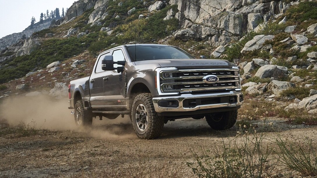 1693864-2023_Ford_Super_Duty_F-250_Tremor_Off-Road_Package_03.jpeg
