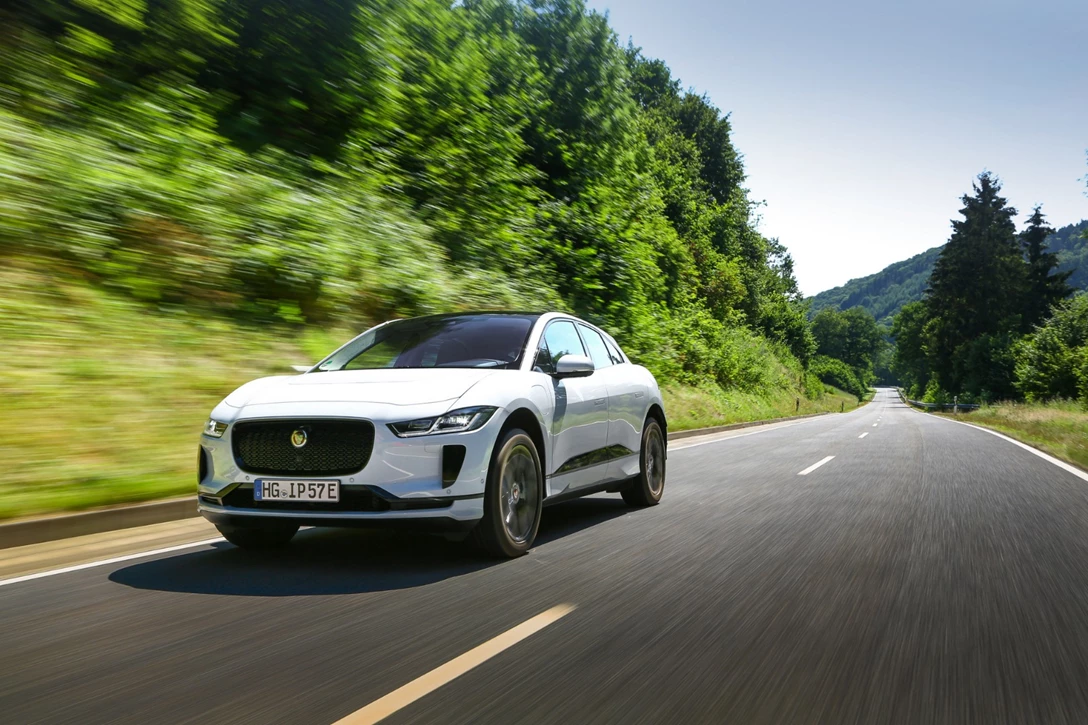 1603748-יגואר i פייס השקה עולמית (13).jpg