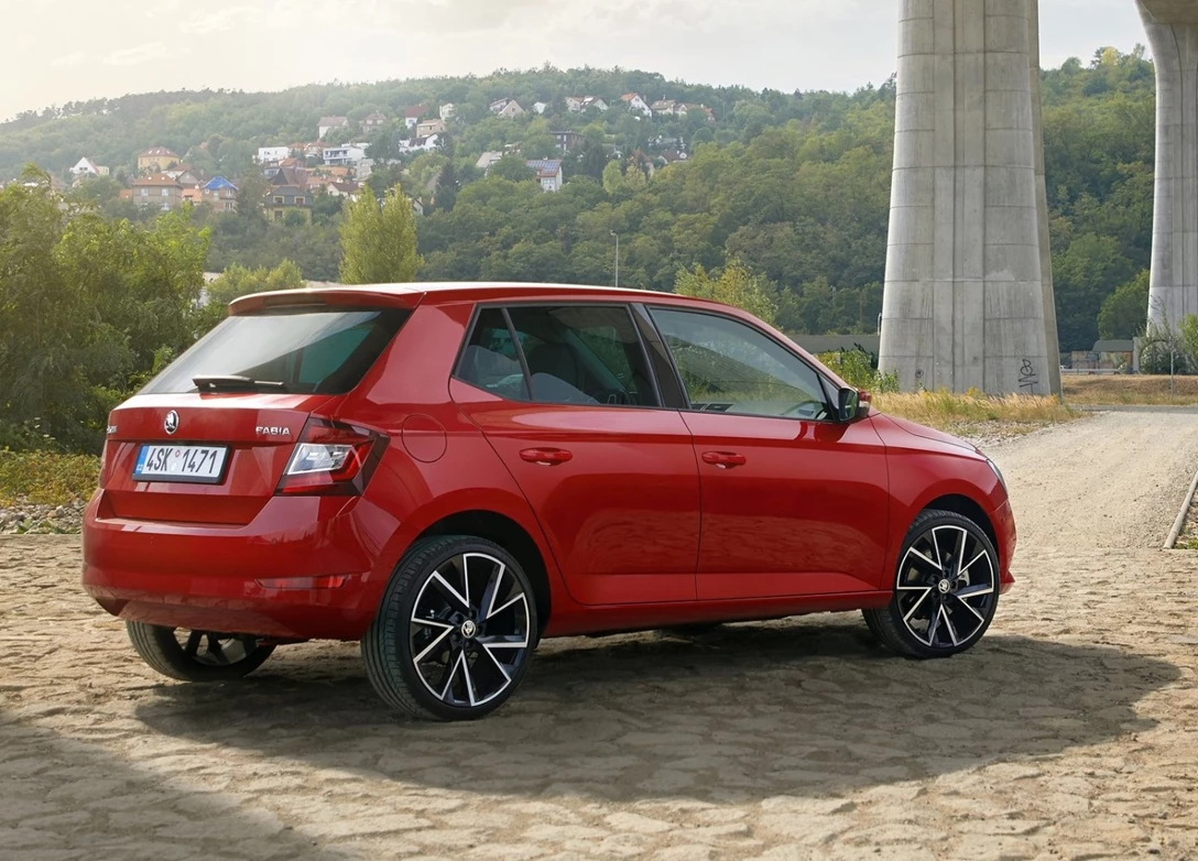 1639182-Skoda-Fabia-2020-04.jpg