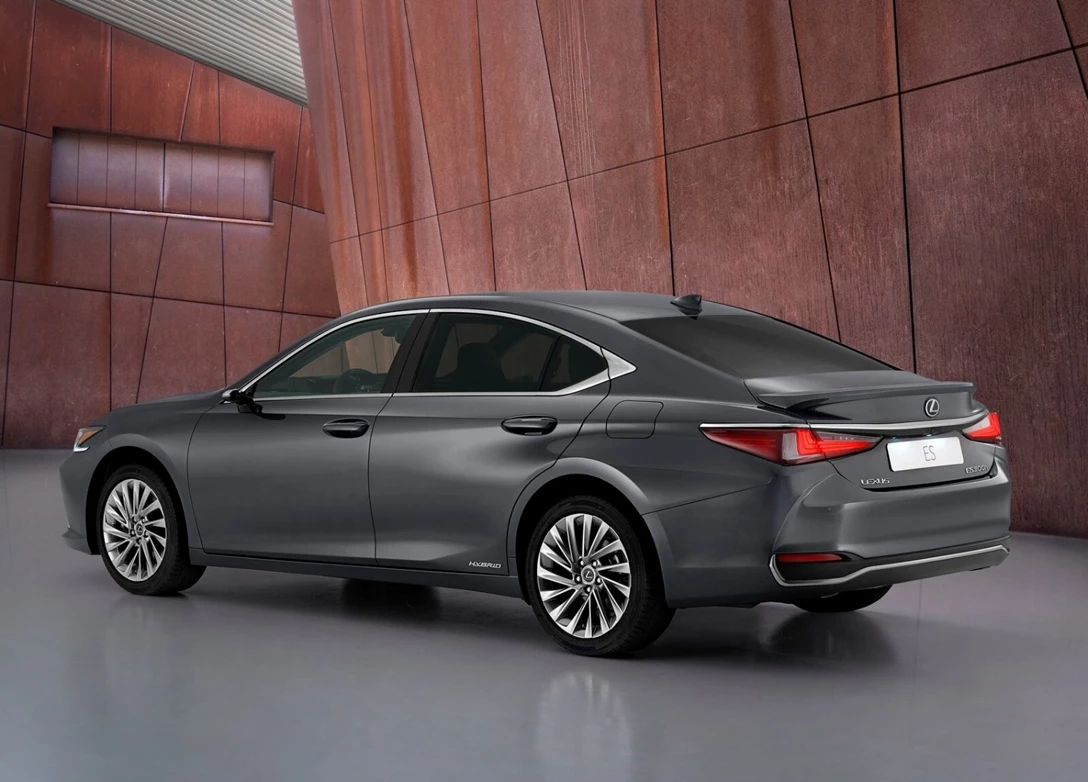 1680254-Lexus-ES-2023-02.jpg