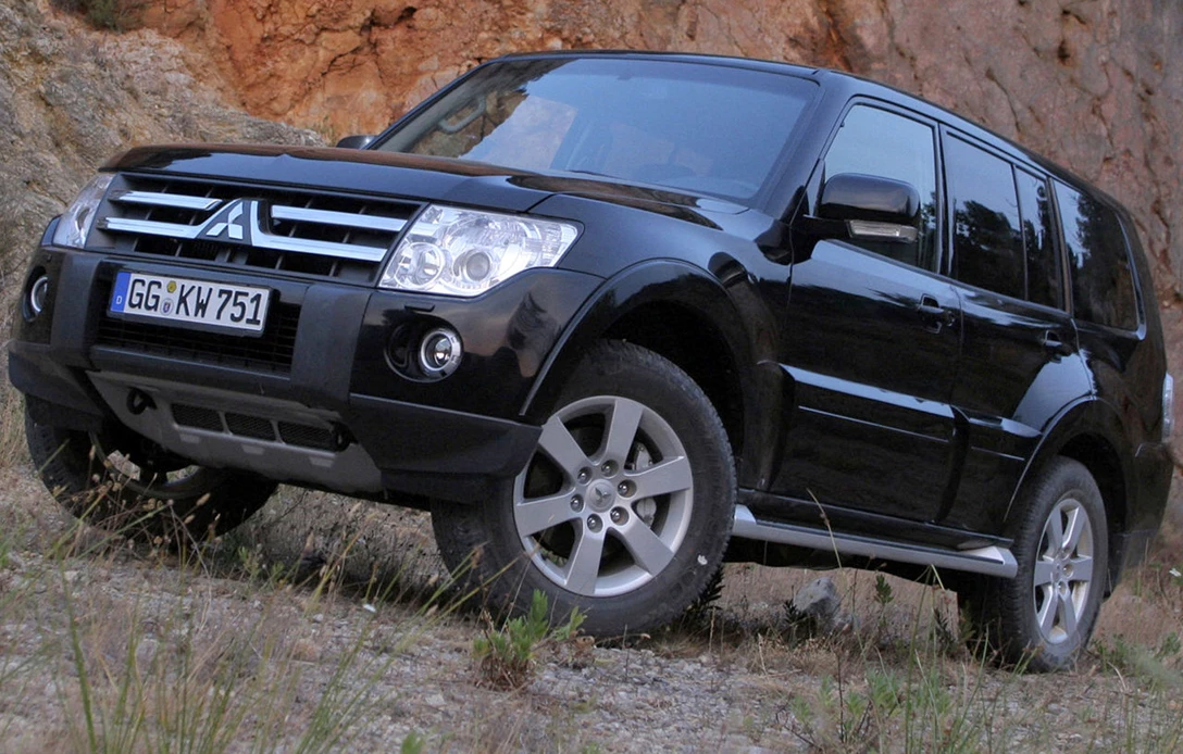 1681862-Mitsubishi-Pajero_European_Specs-2007-1280-02.jpg