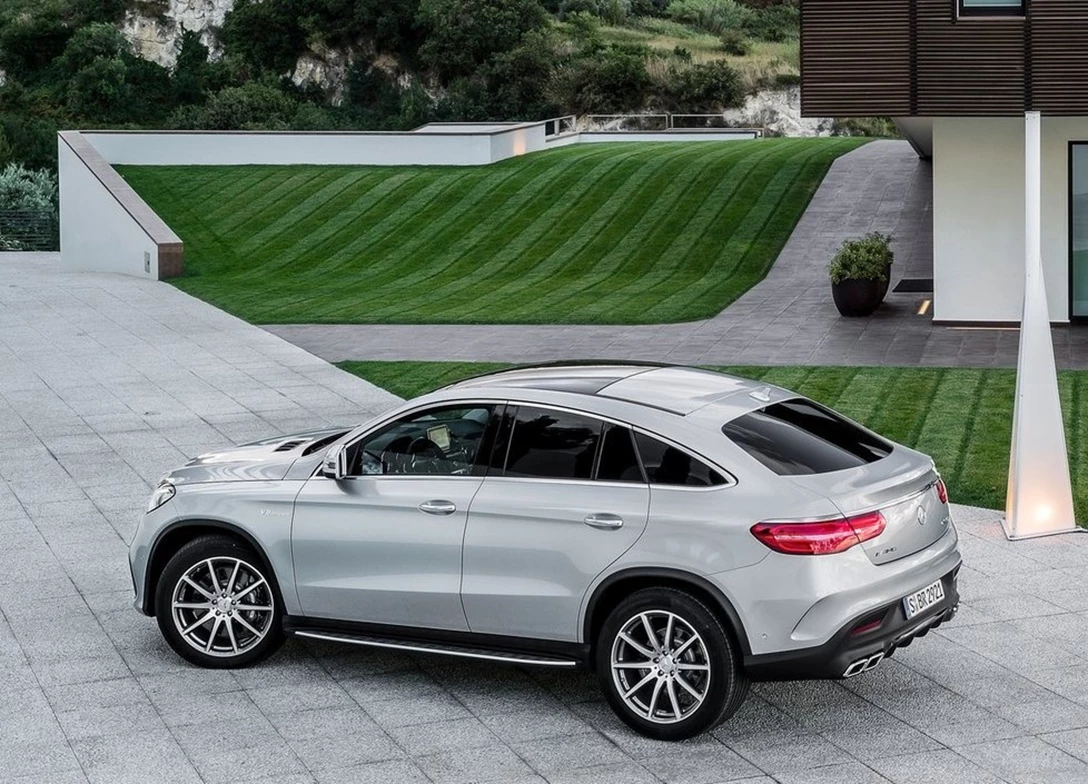 1656413-Mercedes-Benz-GLE_Coupe-2016-13.jpg