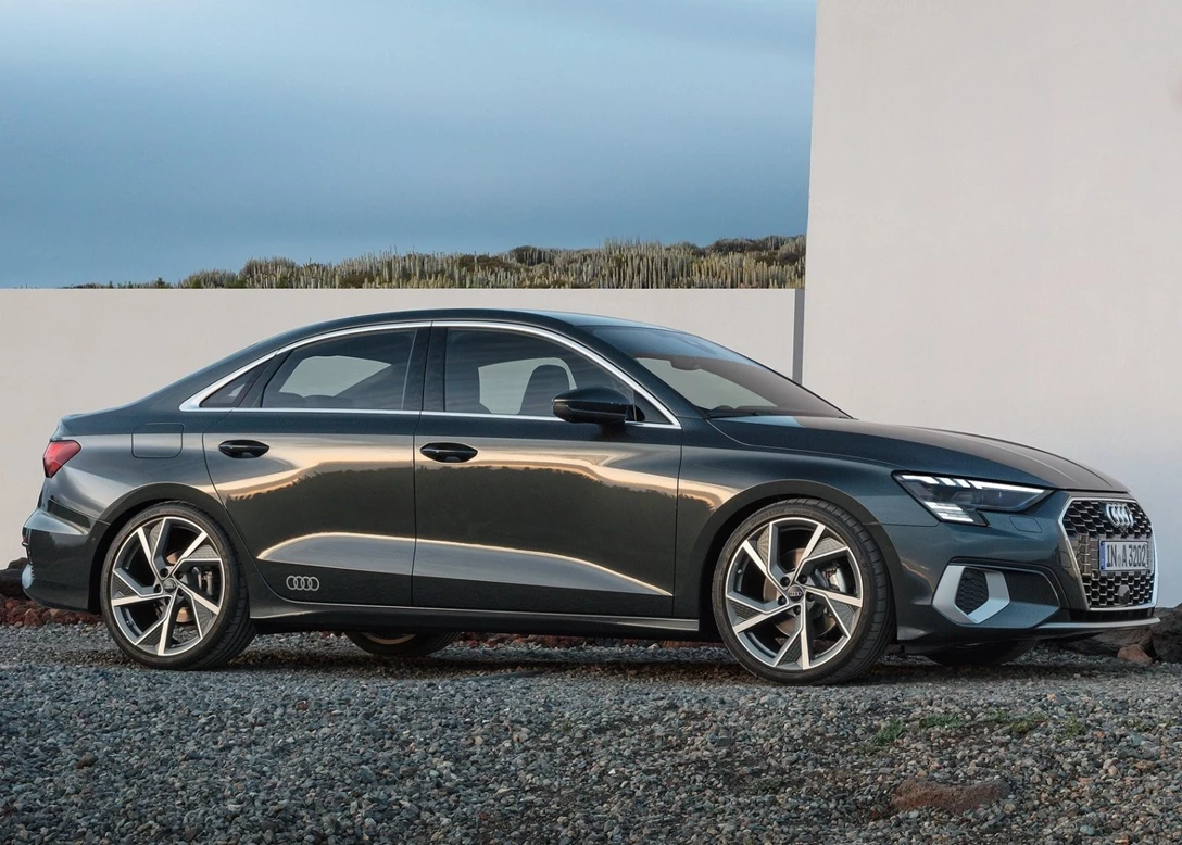 1637743-Audi-A3_Sedan-2021-01.jpg