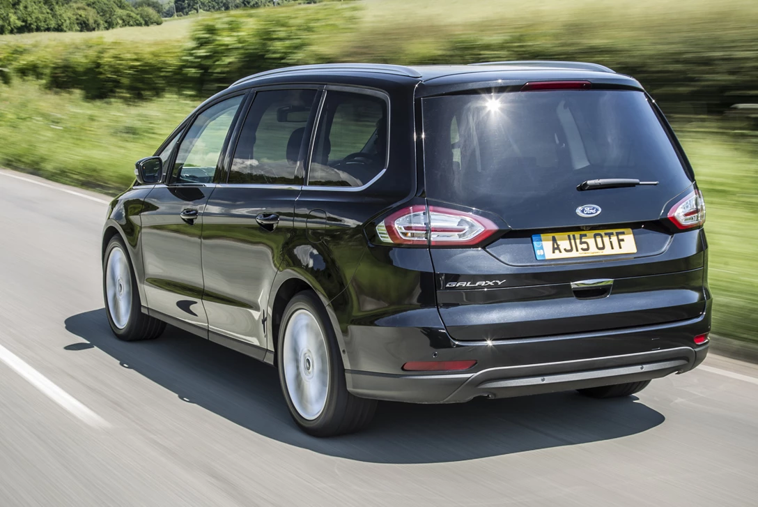 פורד גאלקסי 4