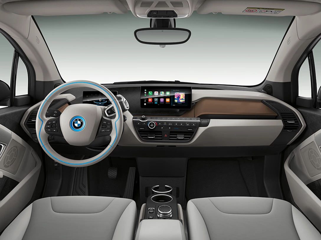 1604094-P90323009_highRes_the-new-bmw-i3-120-a.jpg