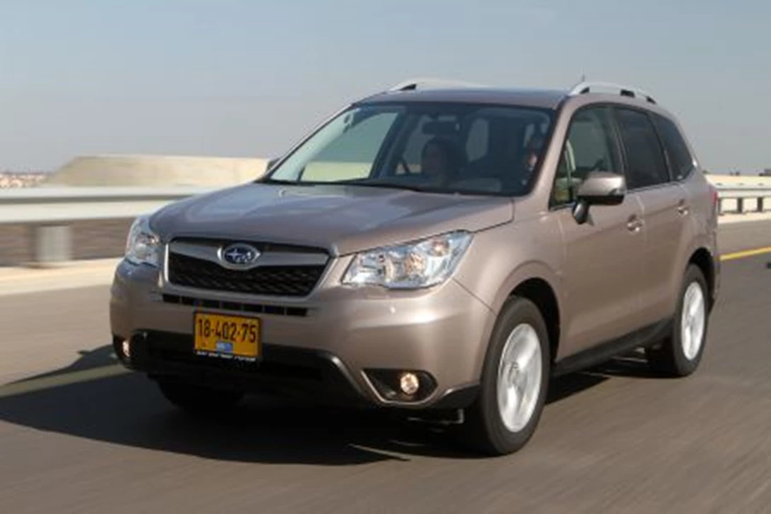 1589575-Subaru Forester 2013_toplberg_03.jpg