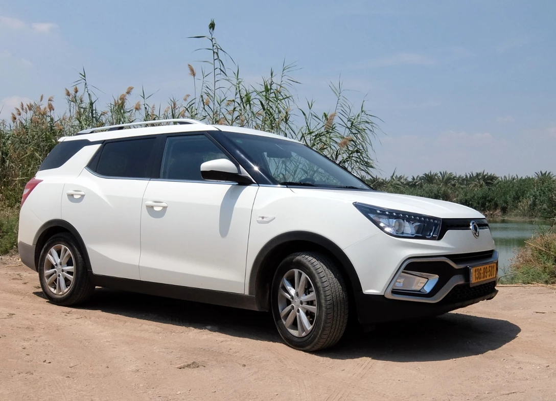 1689874-SsangYong-Tivoli-XLV-2019-01-MA.jpg
