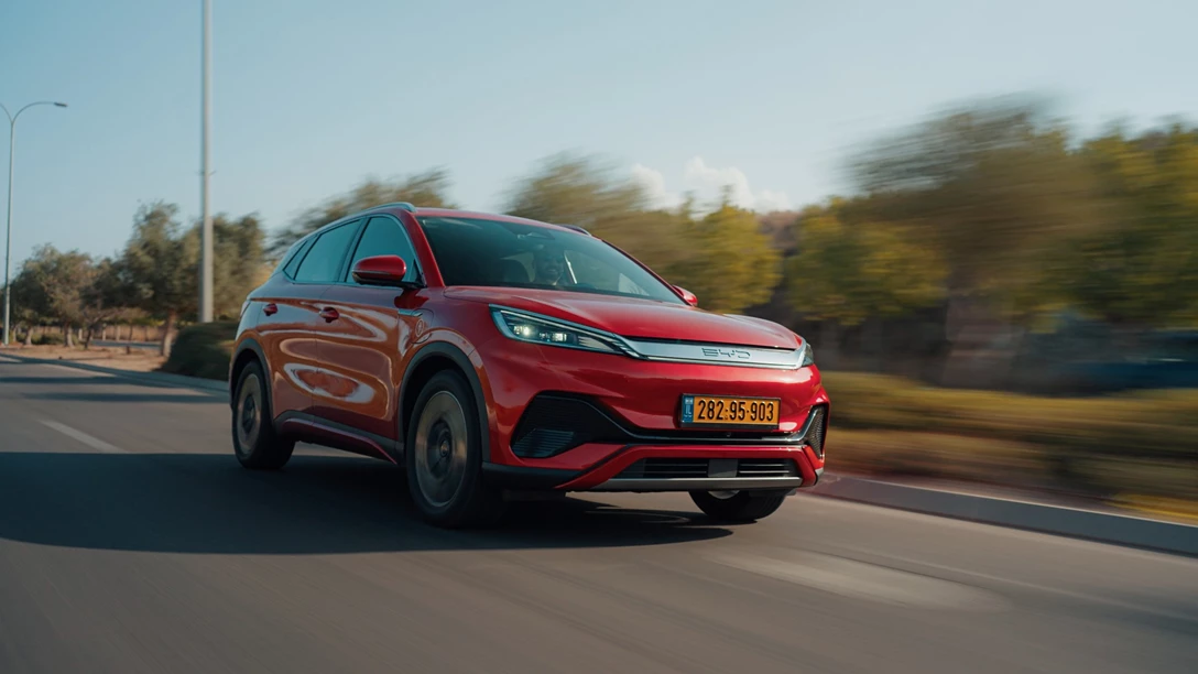 1672434-BYD ATTO 3.00_24_09_23.Still021 copy.jpg