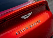 1683562-Aston_Martin-DBX-2023-12.jpg