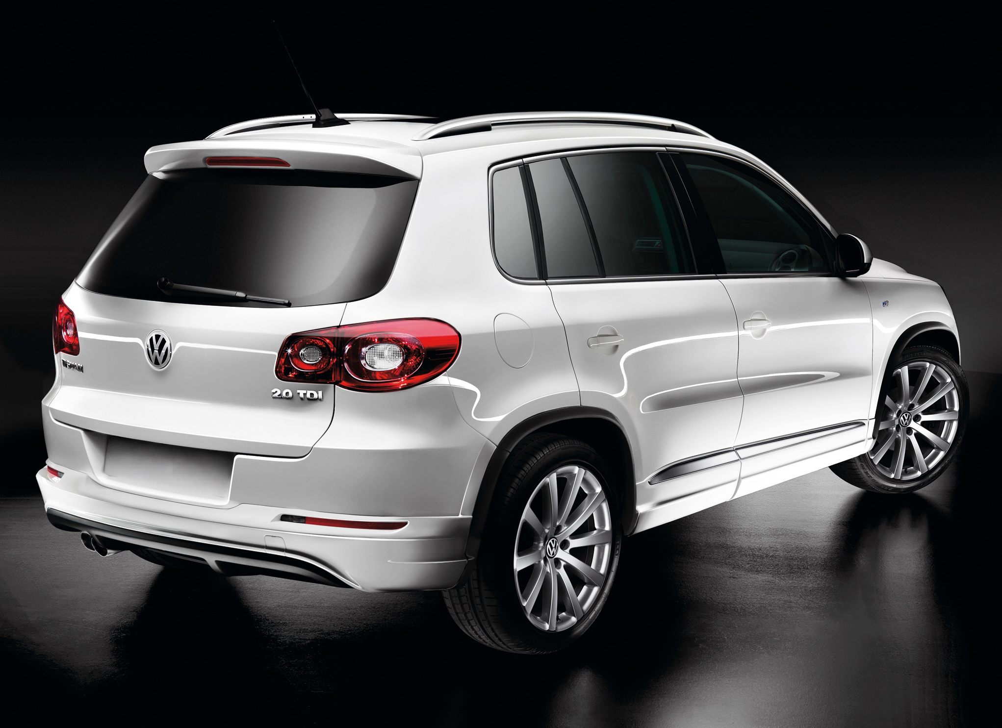 volkswagen_tiguan_R-line_3.png