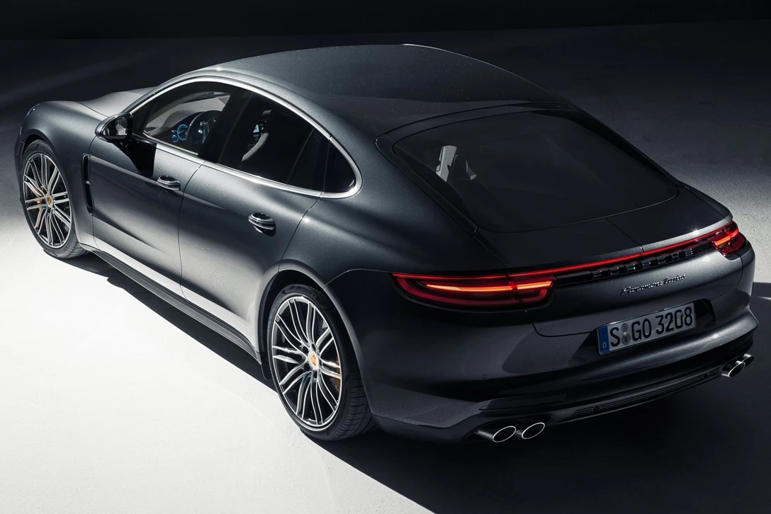 פורשה פאנאמרה דור שני