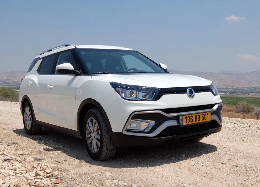 1689840-SsangYong-Tivoli-XLV-2020-01-MA.jpg
