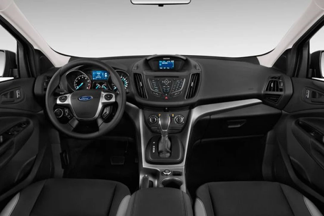 1658274-2013_ford_escape_dashboard.jpg