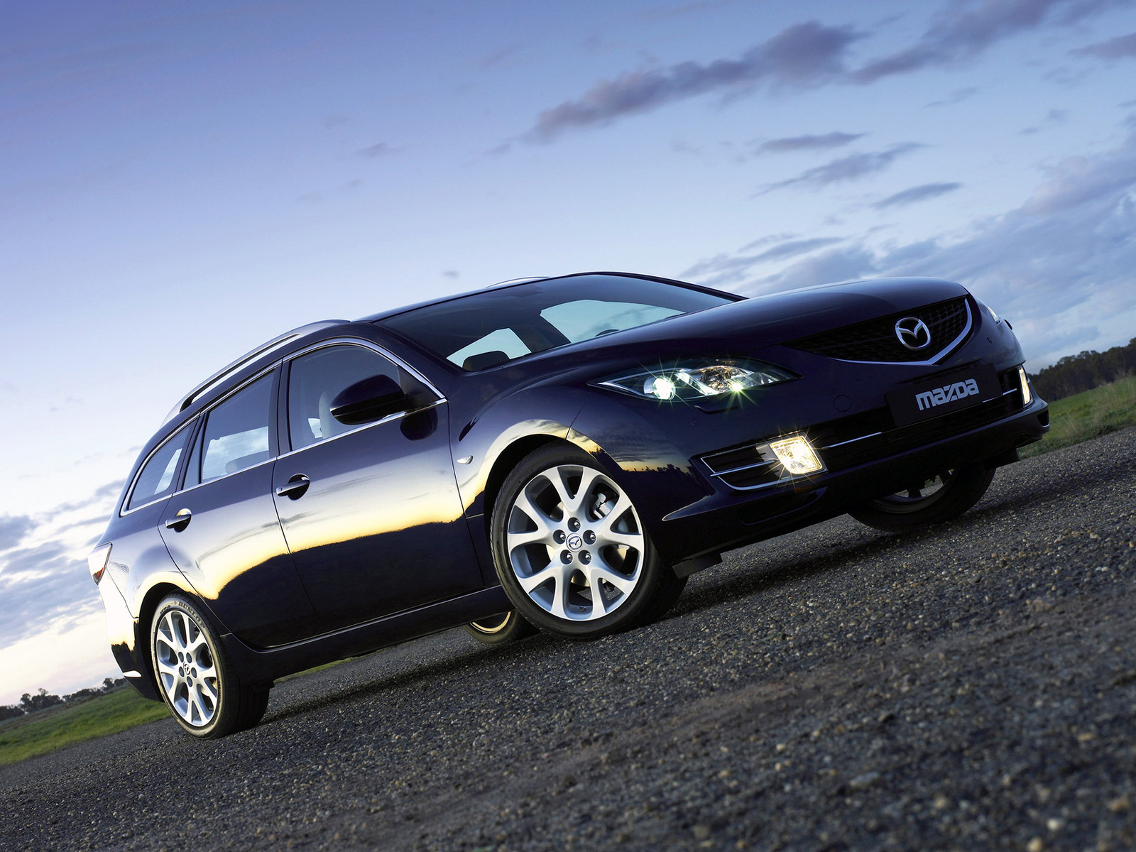 1593744-Mazda-6_Sedan 8.jpg