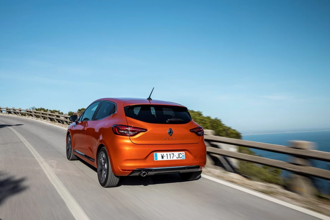 1620570-21227132_2019_-_New_Renault_CLIO_test_drive_in_Portugal.jpg