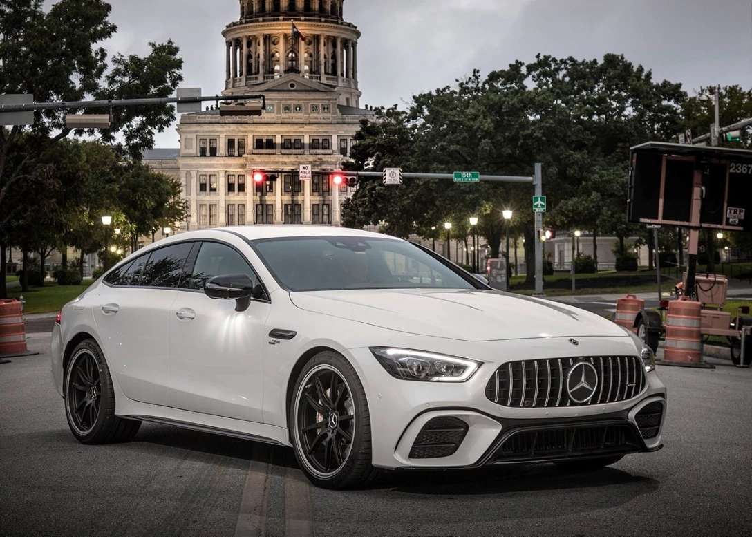 1678371-Mercedes-Benz-AMG_GT-2023-06.jpg