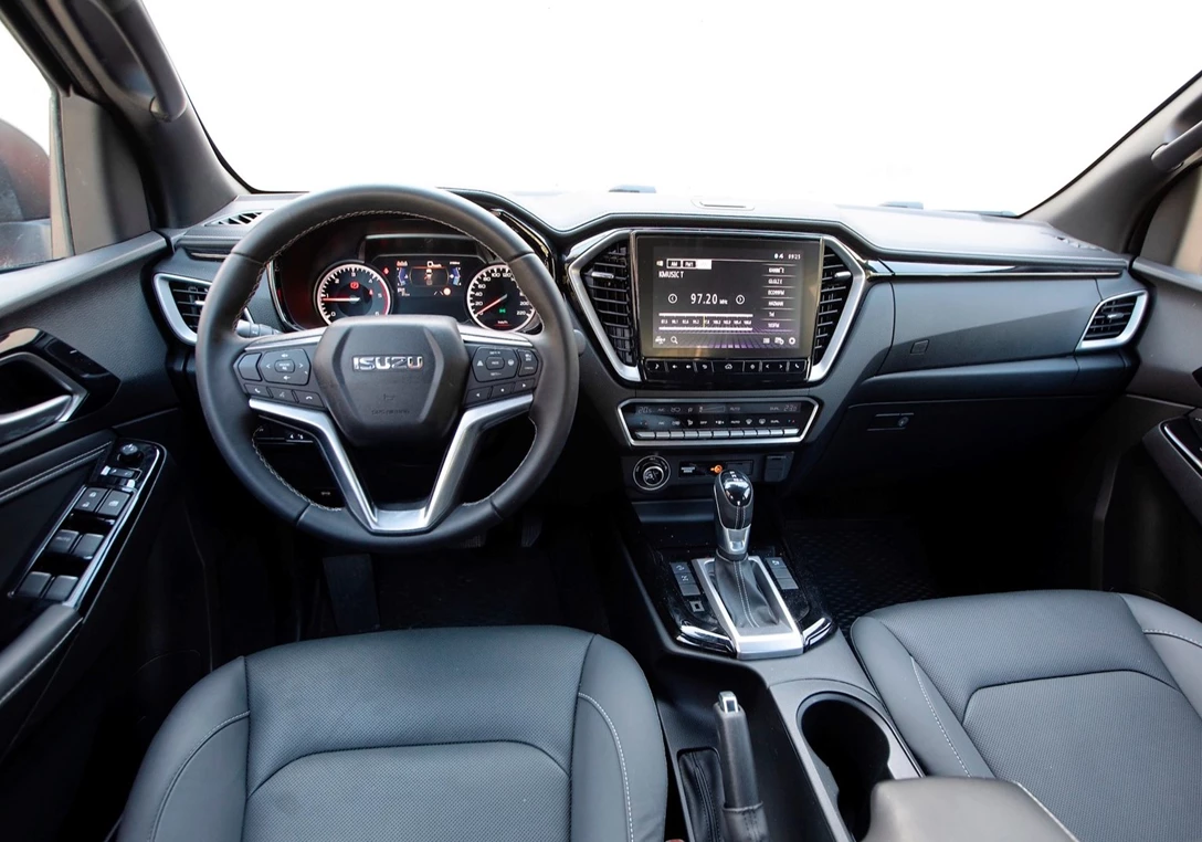 1662919-ISUZU D-MAX_2022-06.jpg