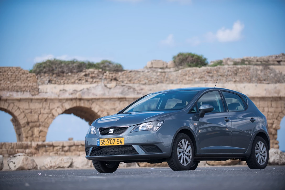 1672746-by benny doutsh (15 of 57).jpg