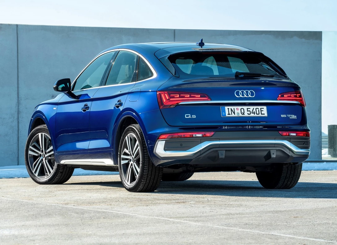 1651593-Audi-Q5_Sportback-2022-09.jpg