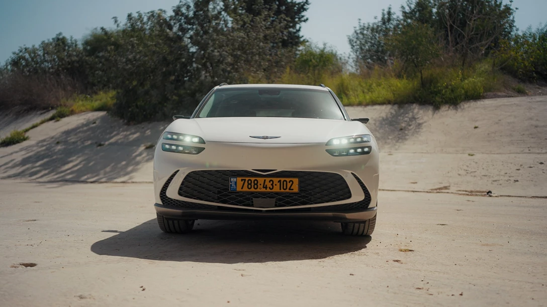 1679106-אוטו השנה 2023.01_15_45_21.Still084 copy-min.jpg