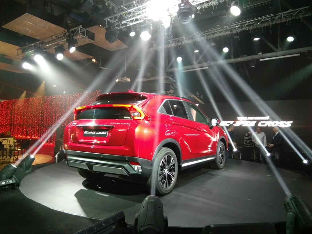 1591125-מיצובישי אקליפס קרוס 2018 בארץ (1).jpg