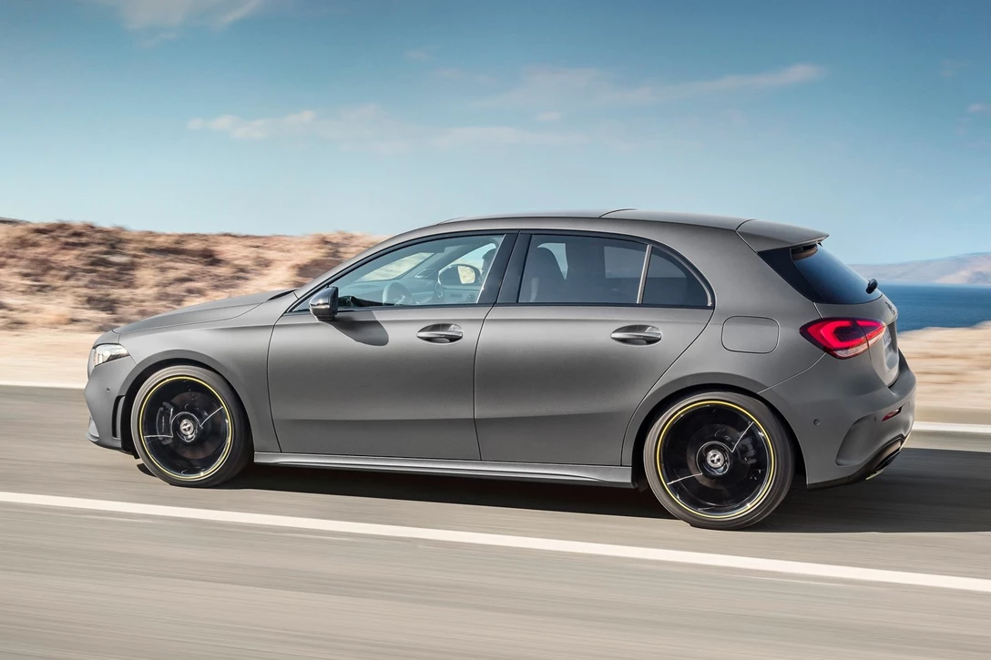 1595796-מרצדס A קלאס - מבחן דרכים  (2).jpg