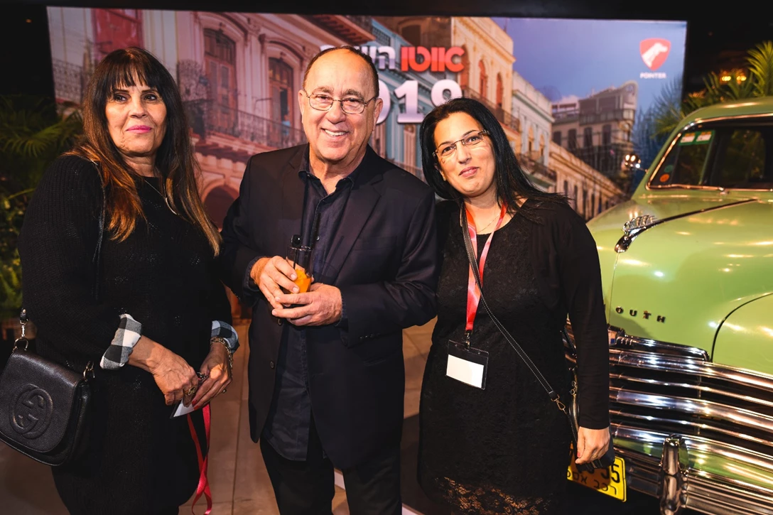 1611667-   (39 of 339).jpg