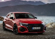 1698192-Audi-RS3-2024-01.jpg