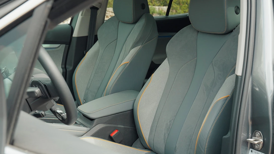 1681757-Hyundai IONIQ 5 vs Skoda Enyaq vs KIA EV6 vs TOYOTA BZ4X - 2023.00_40_31_02.Still123 copy.jpg