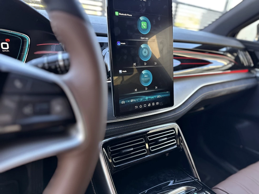 1680489-BYD TANG - 100-min.jpg