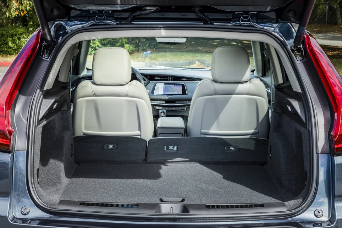 1604919-קאדילק XT4 - מבחן דרכים (השקה) (24).jpg