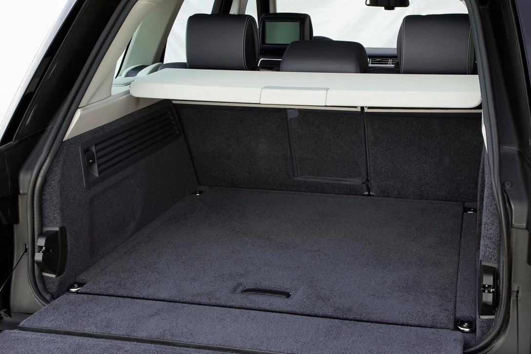 1632270-לנד רובר ריינג' רובר SV אוטוביוגרפי לונג  (5) .jpg