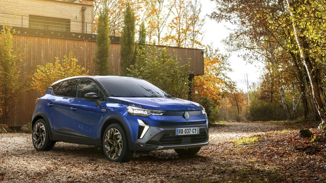 1695274-New Renault Captur E-Tech Hybrid - Esprit Alpine version_025-min.jpg