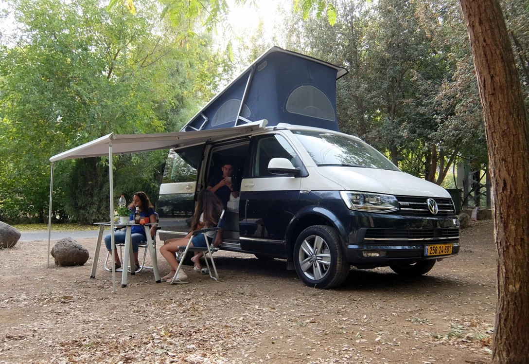 1591207-פולקסווגן קליפורניה (3).JPG