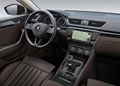 1647596-Skoda-Superb-2015-05.jpg