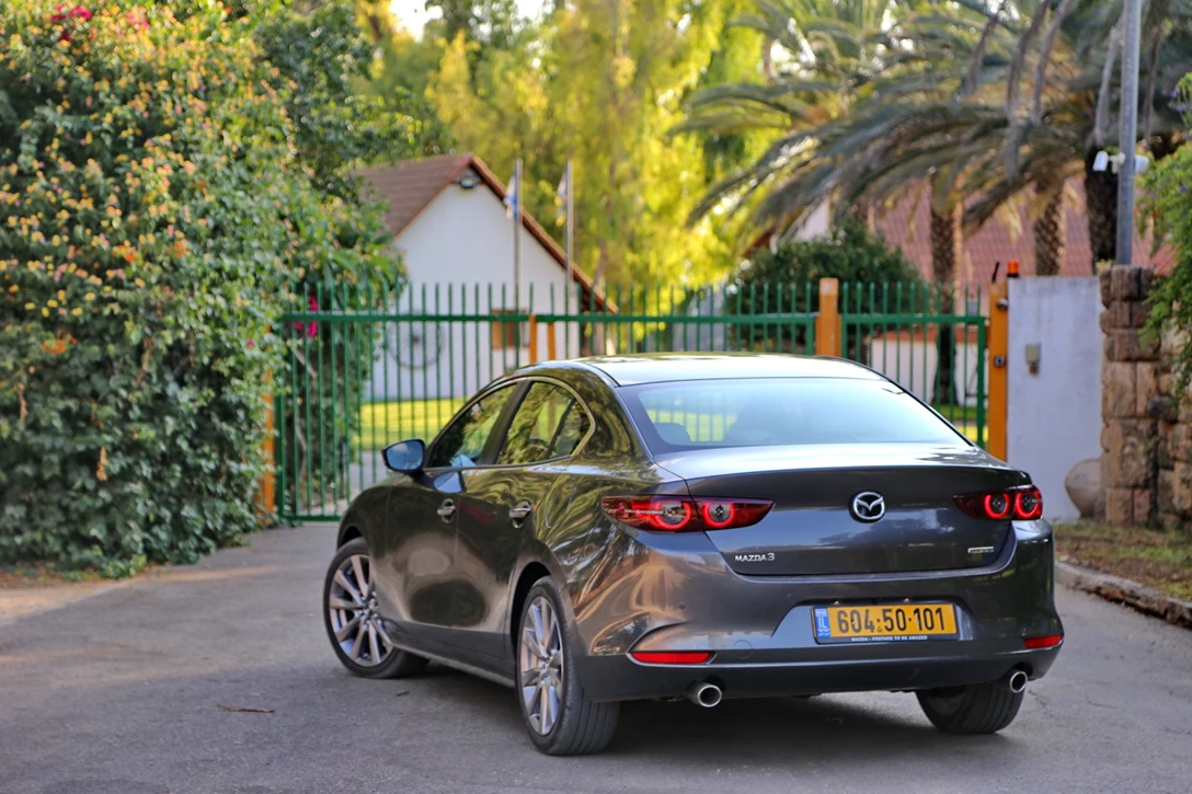 1622705-rotemi110919mazda3 (54).JPG