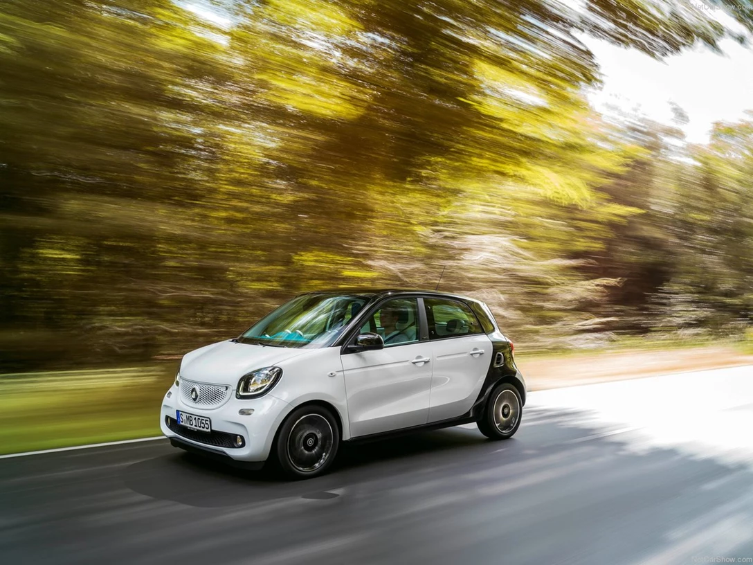 1589151-Smart-forfour 5.jpg
