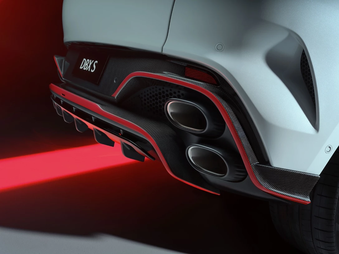 1708615-Aston Martin DBX S_14.jpg