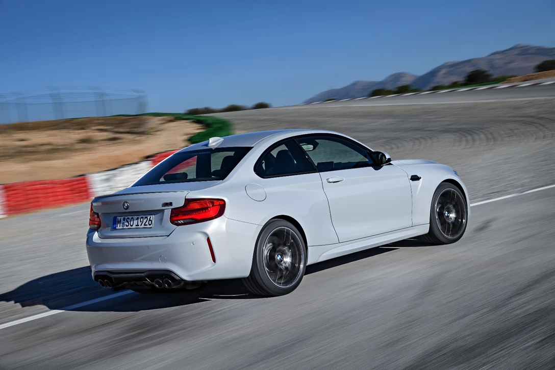 1594374-P90298664_highRes_the-new-bmw-m2-compe.jpg