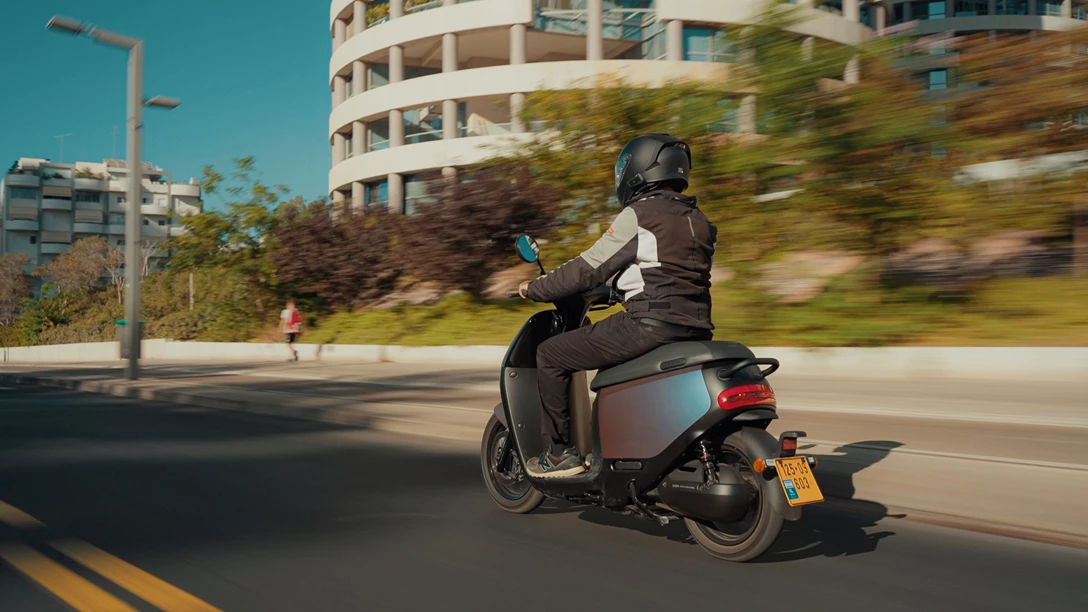 1669404-gogoro 2022.00_45_36_13.Still039 copy.jpg