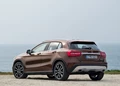 1668540-Mercedes-Benz-GLA-Class-2016-02.jpg