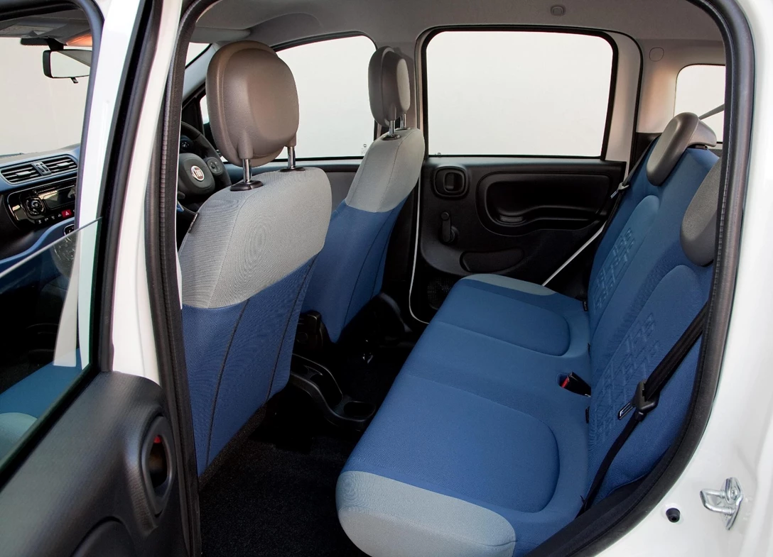 1690083-Fiat-Panda-2017-10.jpg