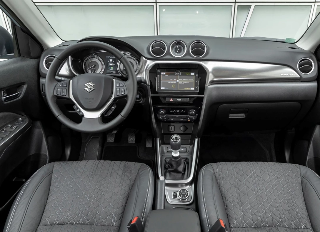 1658752-Suzuki-Vitara-2022-05.jpg