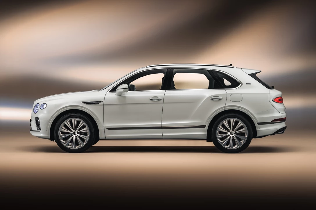 1670574-Bentayga Odyssean - 3.jpg