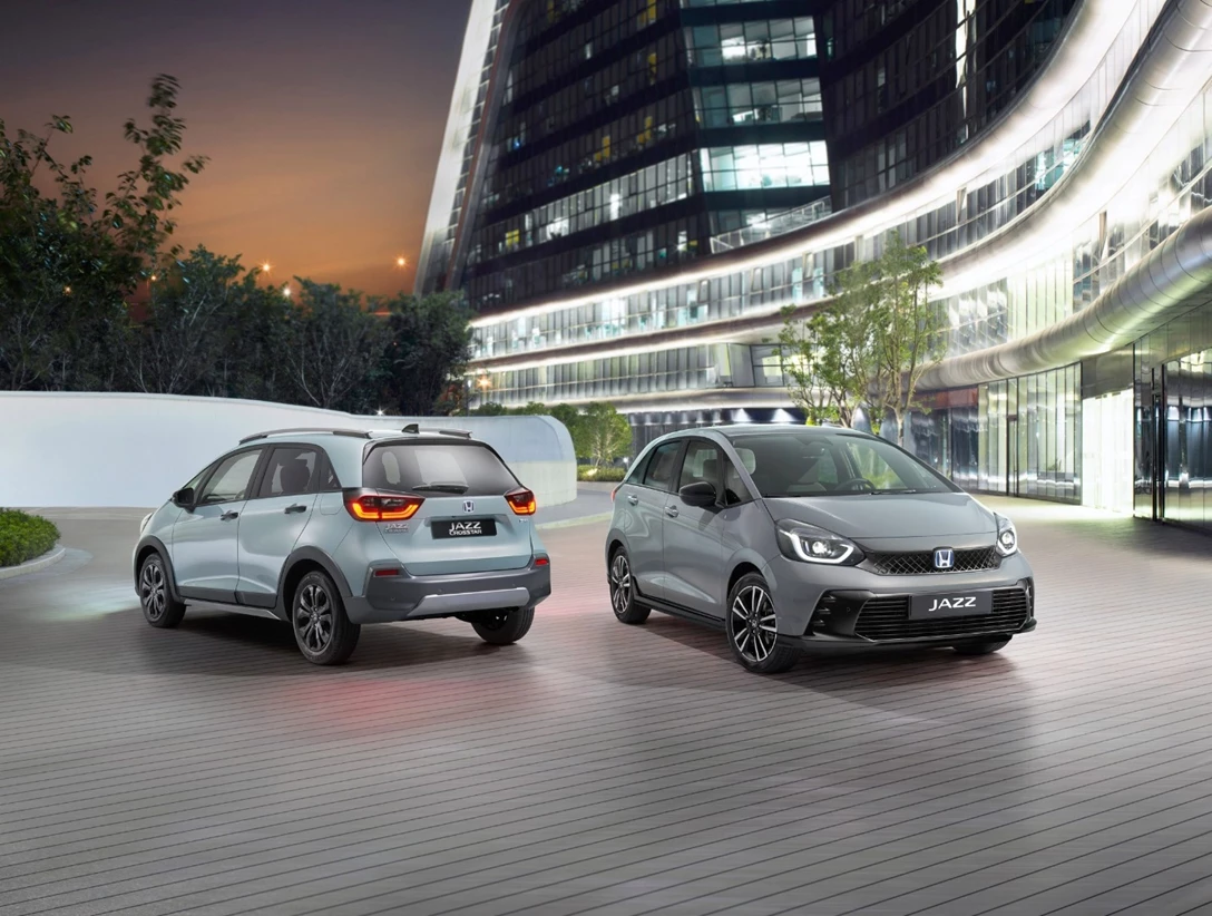 1676039-433355_REFRESHED_JAZZ_e_HEV_LINE-UP_GAINS_NEW_ADVANCE_SPORT_VARIANT.jpg