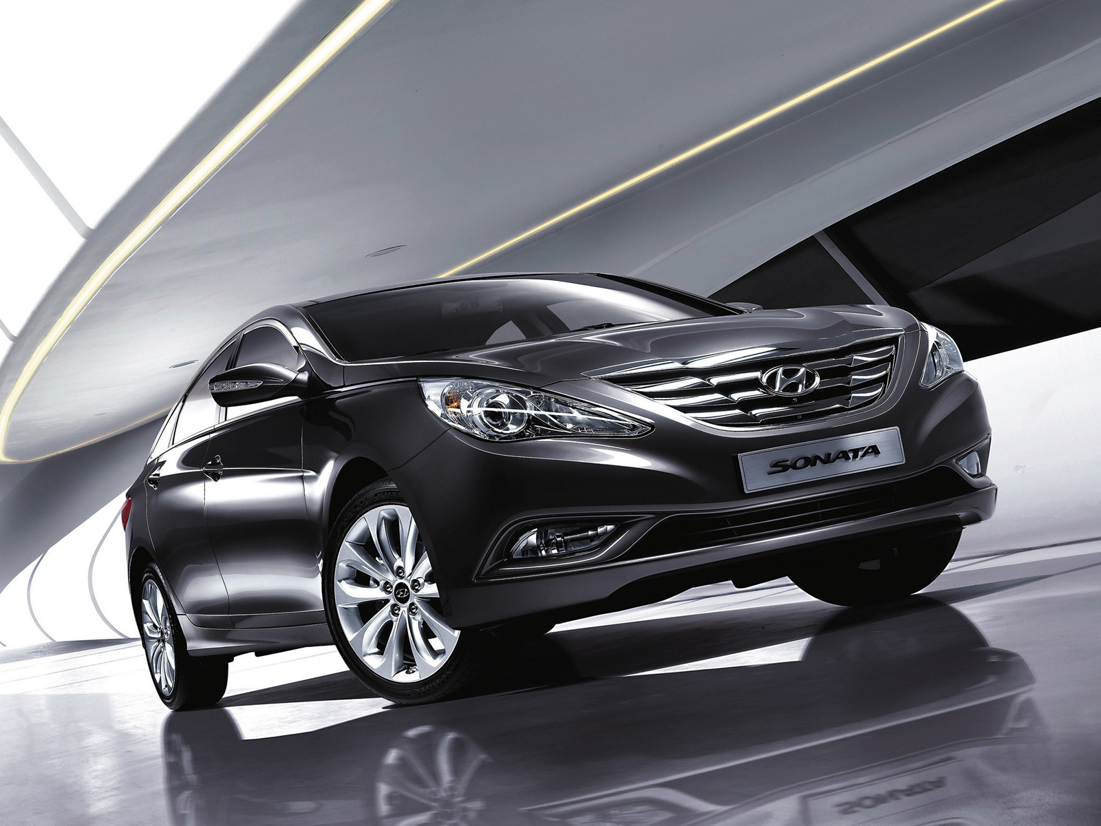 hyundai_sonata_2009_4.jpg