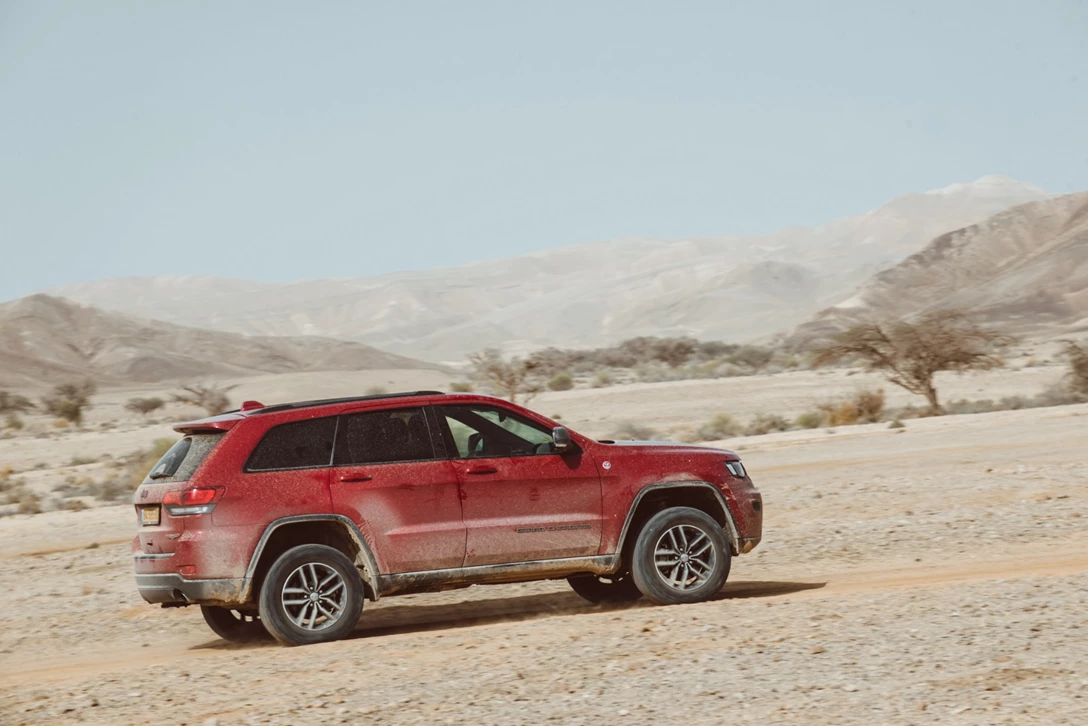 1604677-גרנד צירוקי מול דיסקו (20).jpg