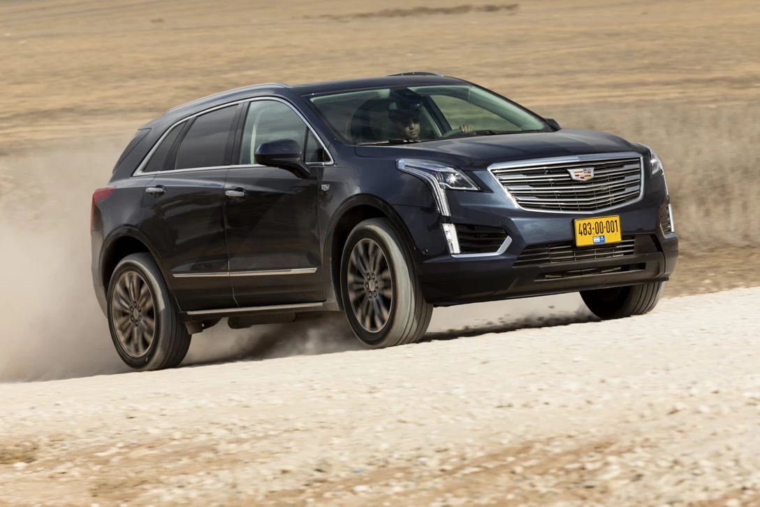 1606244-קאדילק XT5 (1).jpg