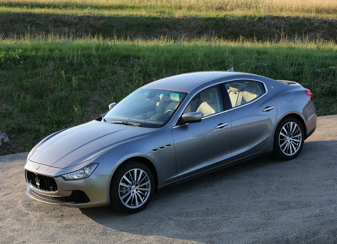1664253-Maserati-Ghibli-2017-01.jpg